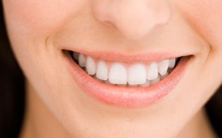 Clínica Dental​ persona sonriendo
